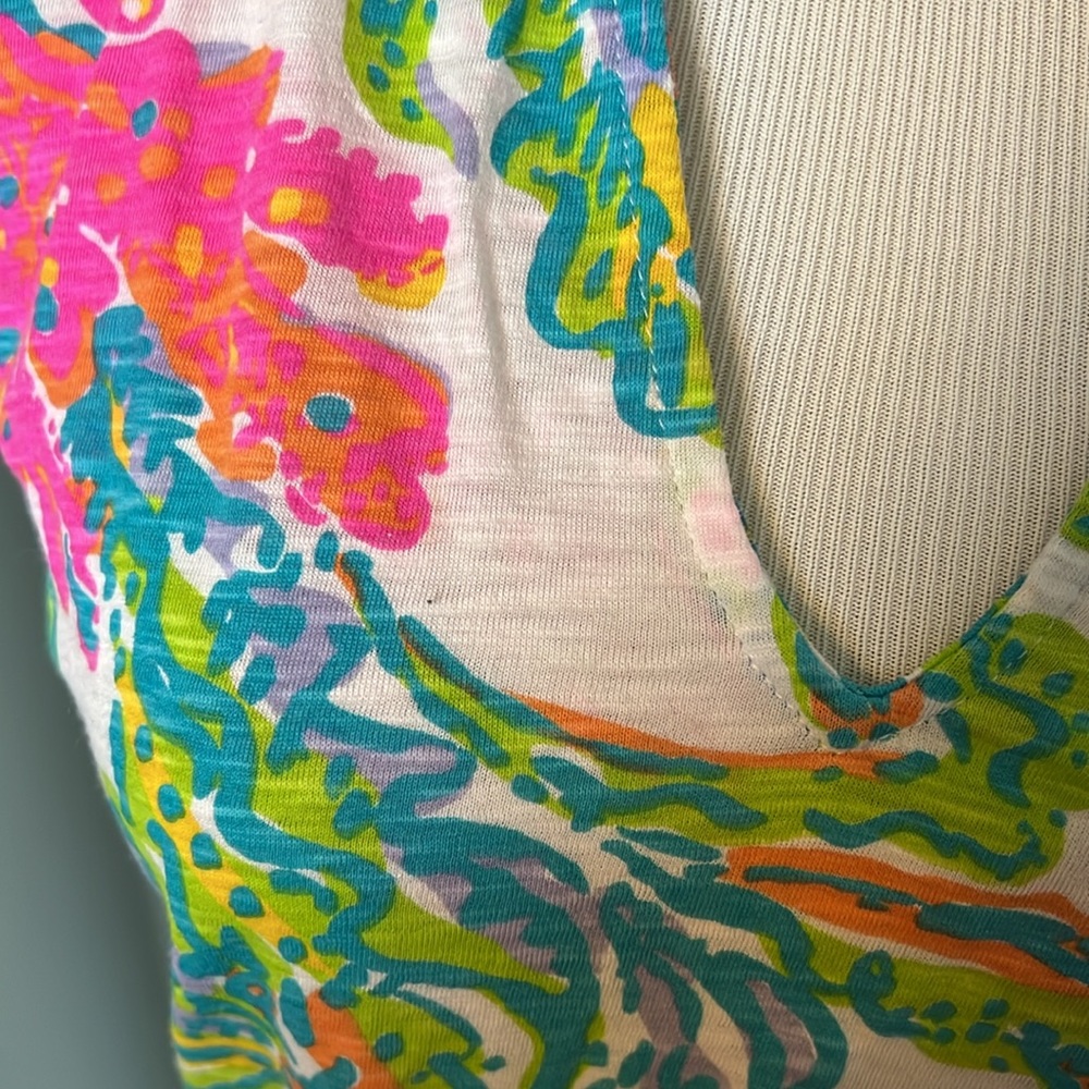 Lilly Pulitzer tank top - Picture 2 of 6